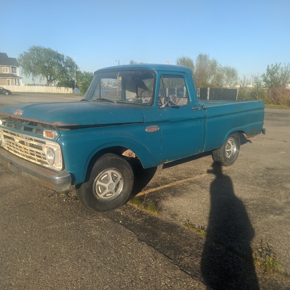 Meet your Posher, Christopher - Picture 1 of 1